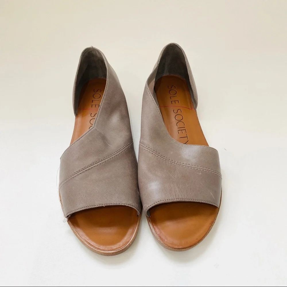 NEW Sole Society leather grey cut out sandals